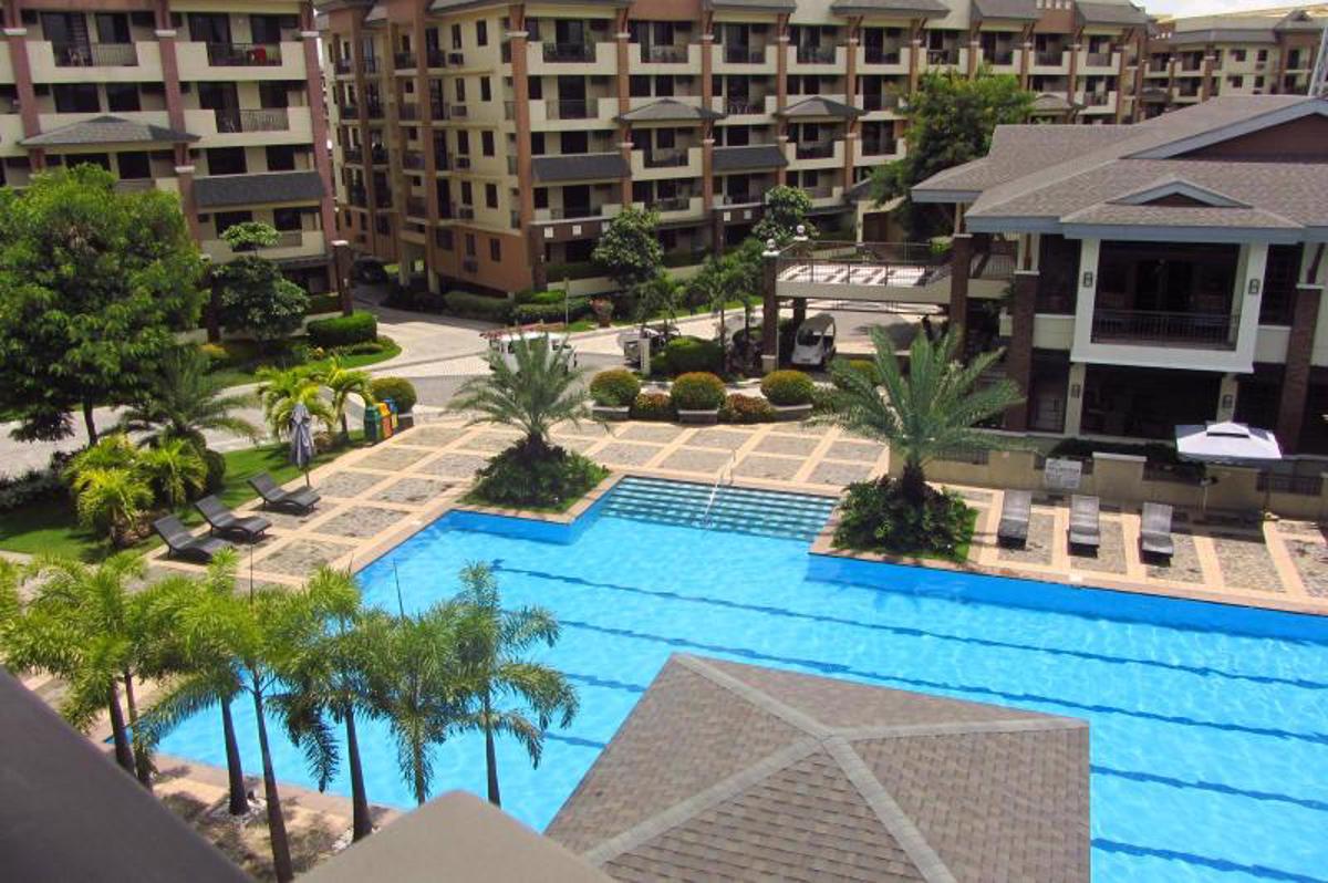 Unit 102 Magnolia Place Condominium